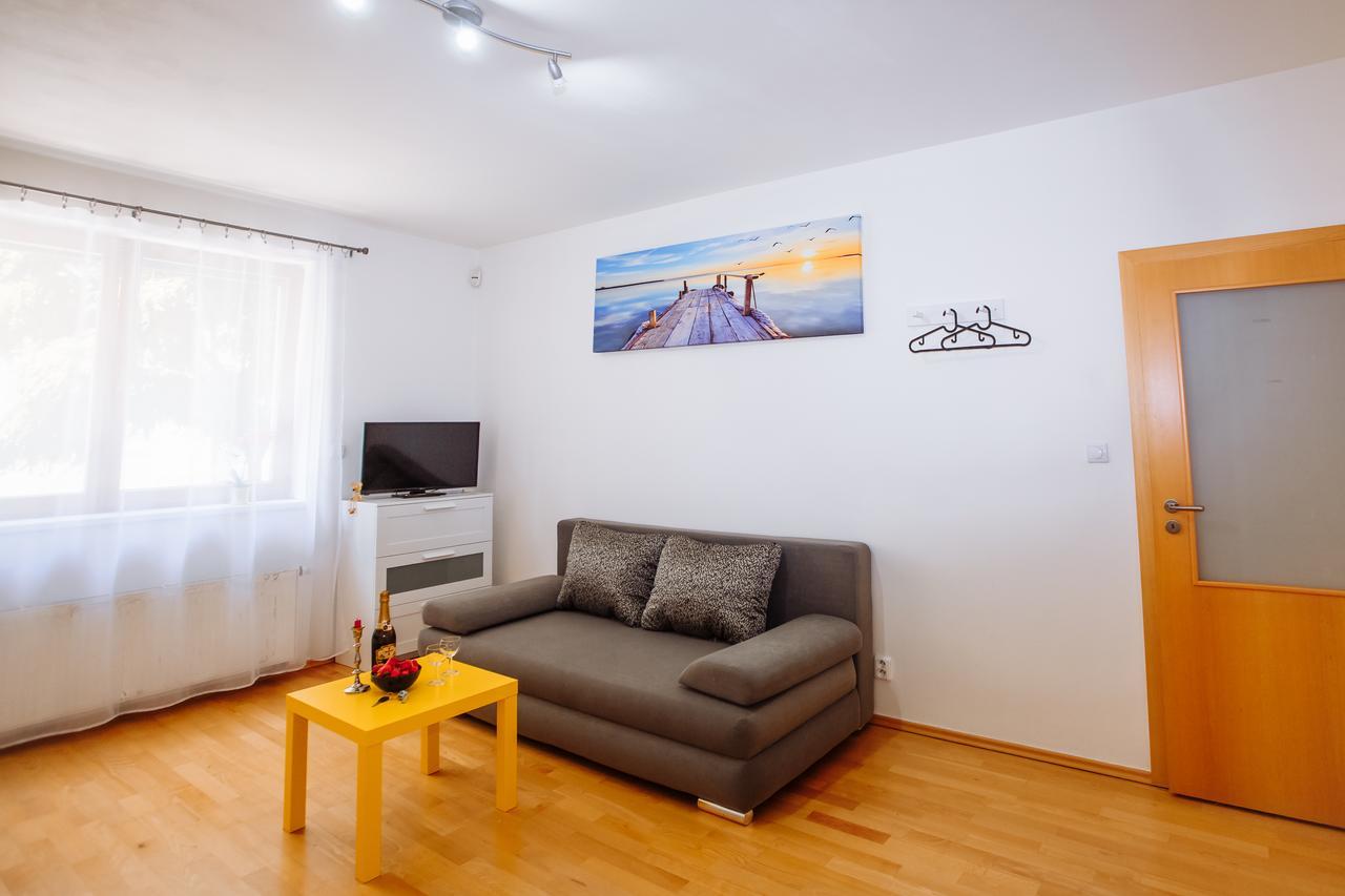 Beautiful Apartment In Central Residence Prag Eksteriør billede